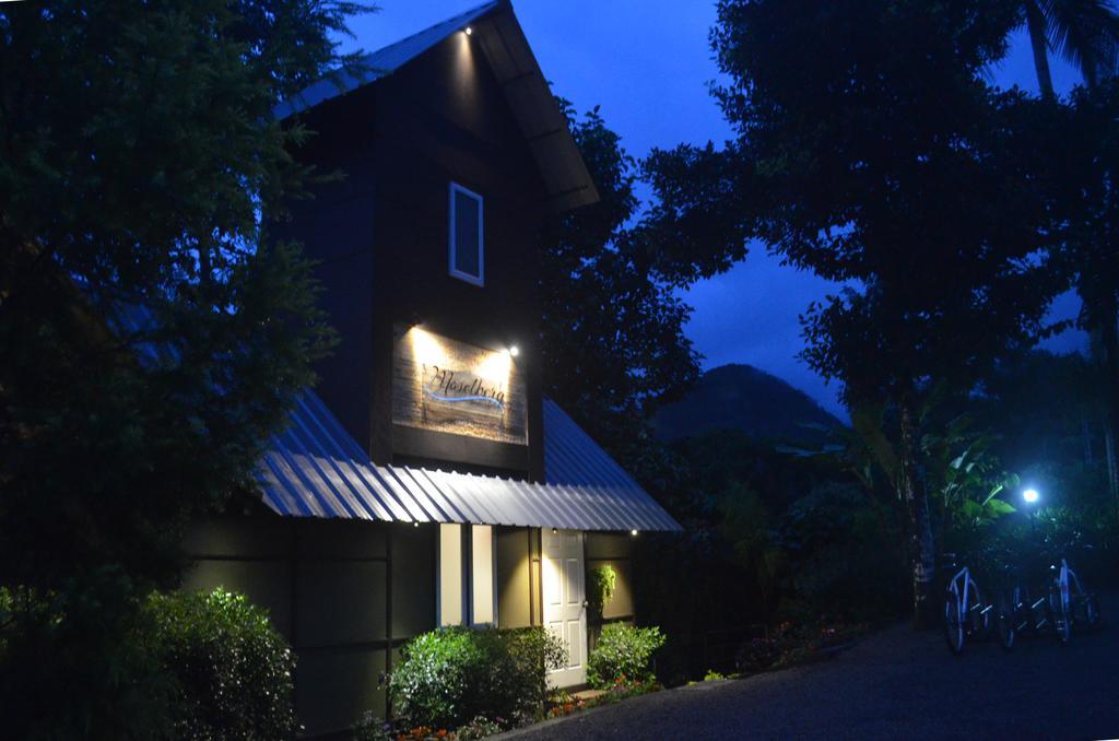 Moselberg Riverside Cottages Munnar Kültér fotó